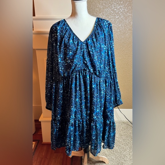 Terra & Sky Women's Plus Size Long Sleeve Mini Peasant Dress - Picture 6 of 14